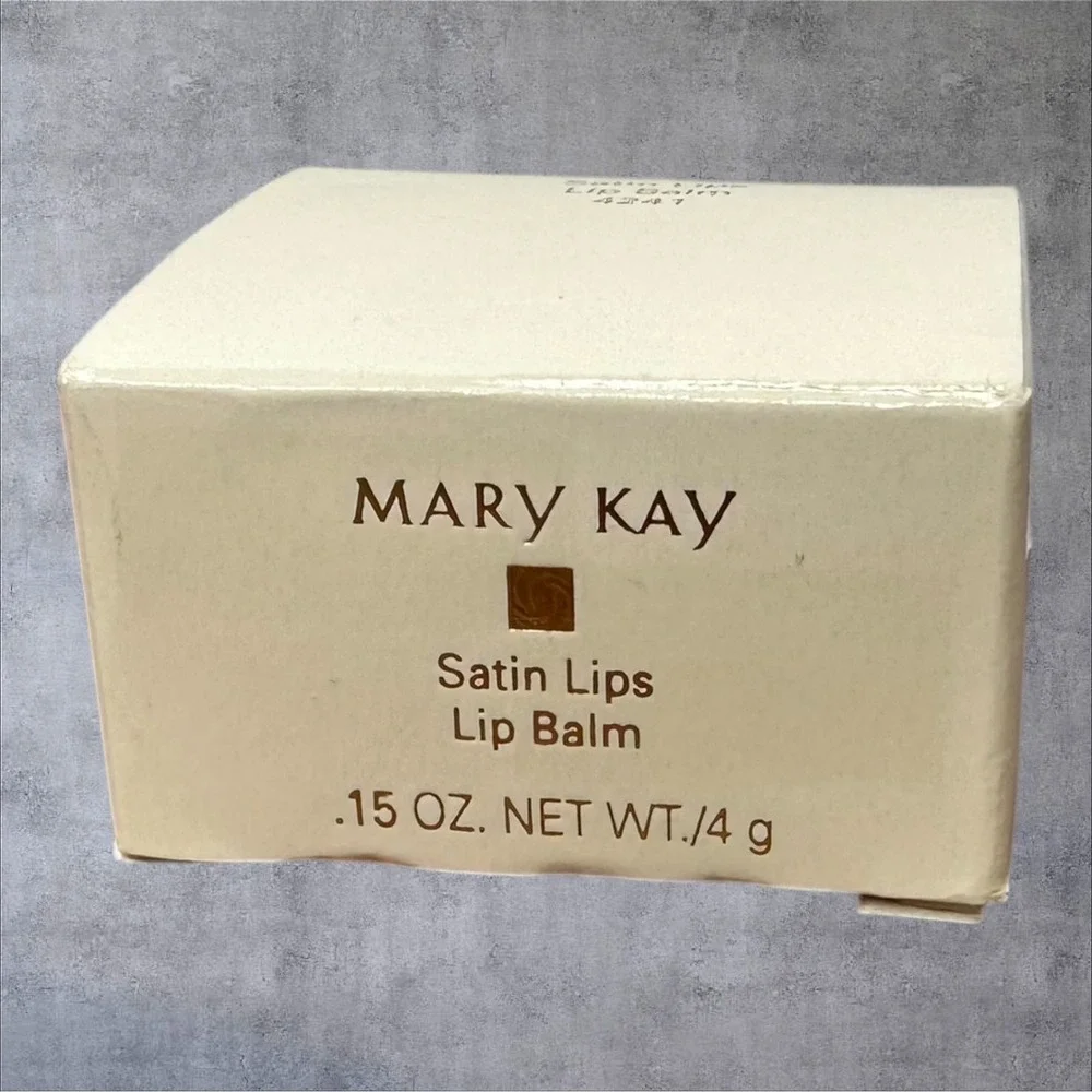 Mary Kay Satin Lips Lip Balm 4241 .15 oz New Fragrance Free Moisturizing Jar‎